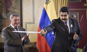 $17 млрд на кону: что может потерять Россия из-за переворота в Венесуэле