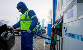 «Газпром нефть» последней из крупных компаний повысила цены на бензин