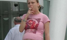 Курение во время беременности удваивает риск внезапной смерти младенца