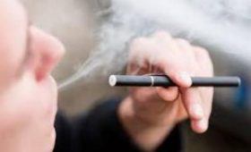 Причину популярности электронных сигарет назвали ученые