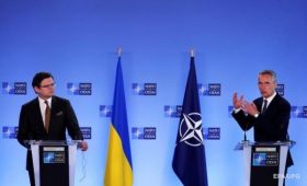 НАТО усилит поддержку Украины — Кулеба