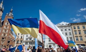 Польша не будет депортировать военнообязанных украинцев но…